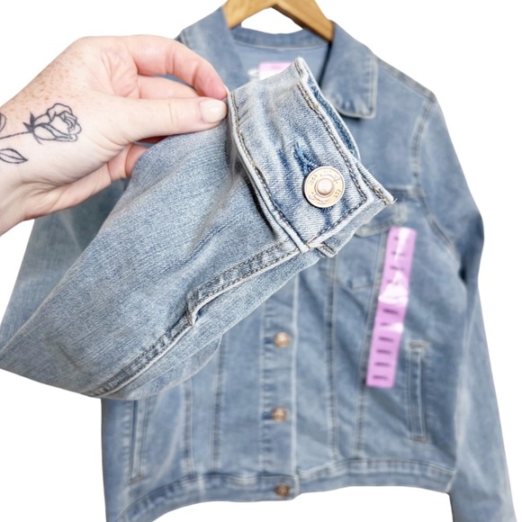 New with Tag Seven Ladies Wembley Wash Blue Button Down Modern Denim Jean Jacket - Picture 6 of 16